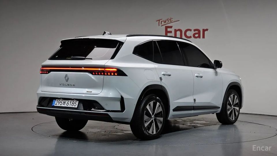 Renault-KoreaSamsung Grand Koleos