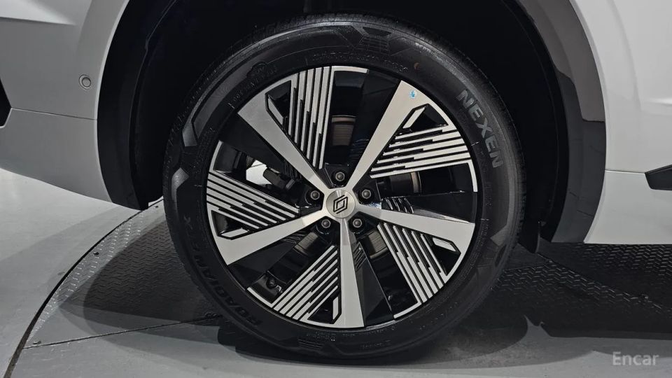 Renault-KoreaSamsung Grand Koleos