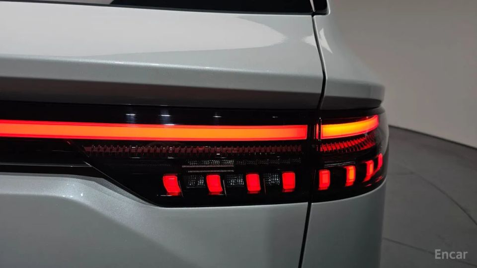 Renault-KoreaSamsung Grand Koleos