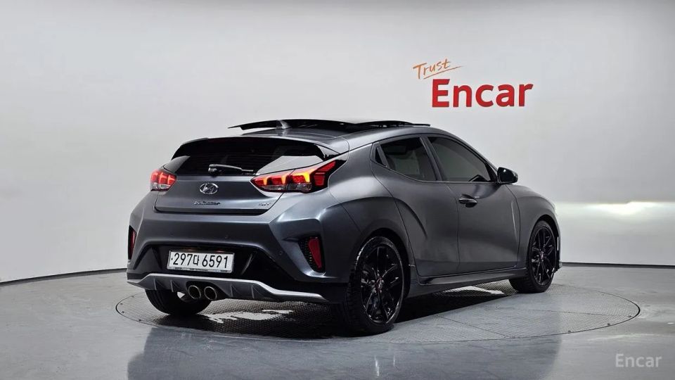 Hyundai Veloster