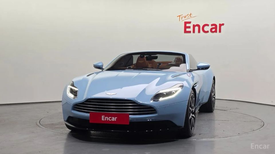 Astonmartin DB11