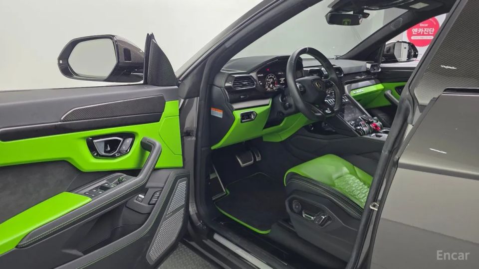 Lamborghini urus