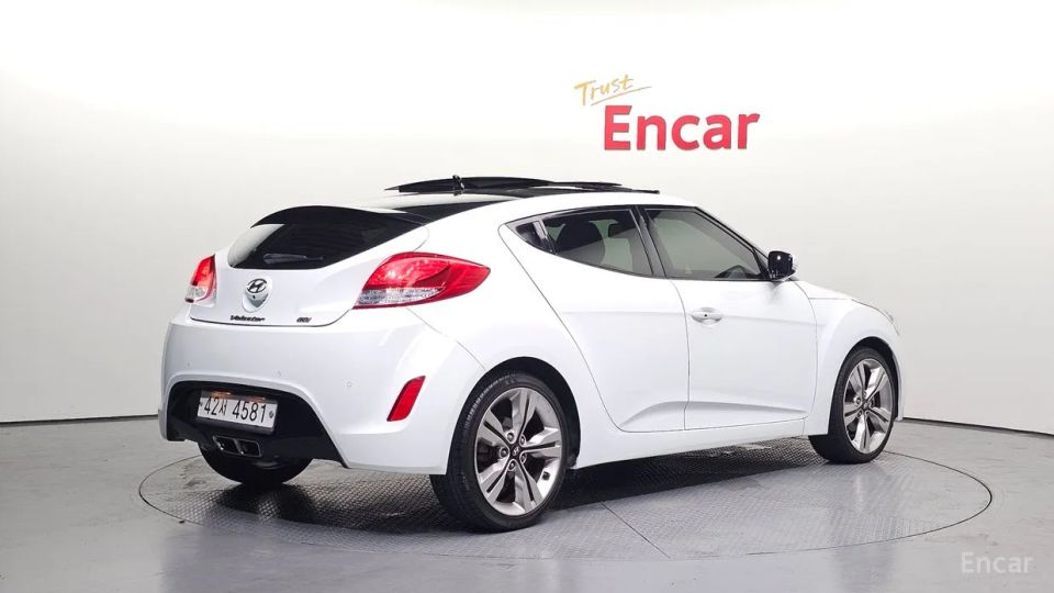Hyundai Veloster