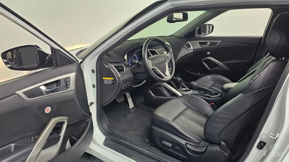 Hyundai Veloster