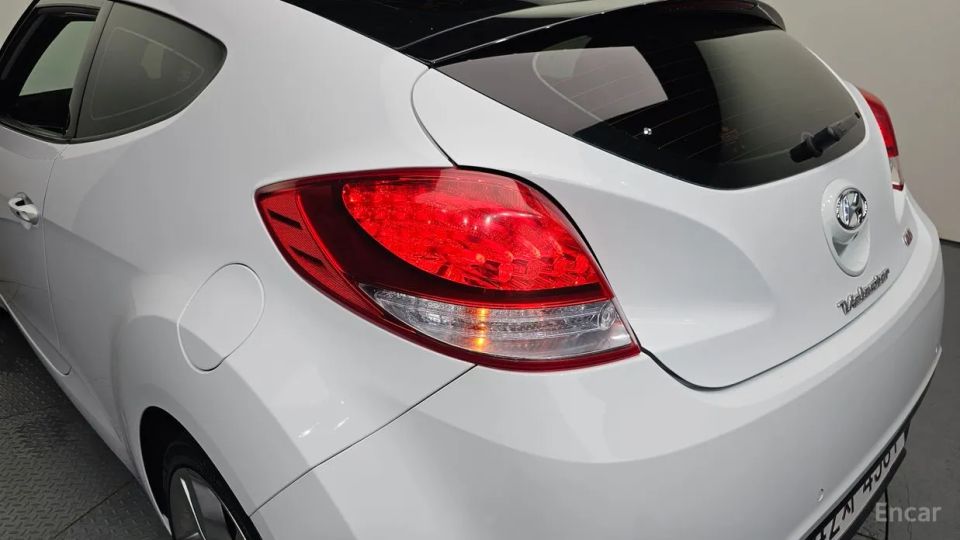 Hyundai Veloster
