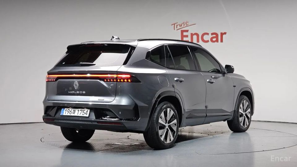 Renault-KoreaSamsung Grand Koleos