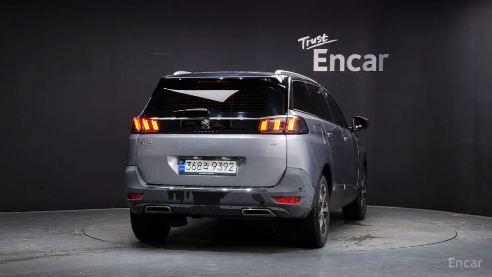 Peugeot 5008