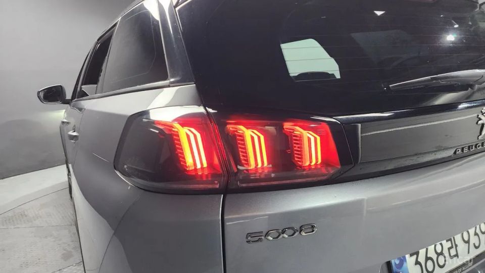 Peugeot 5008