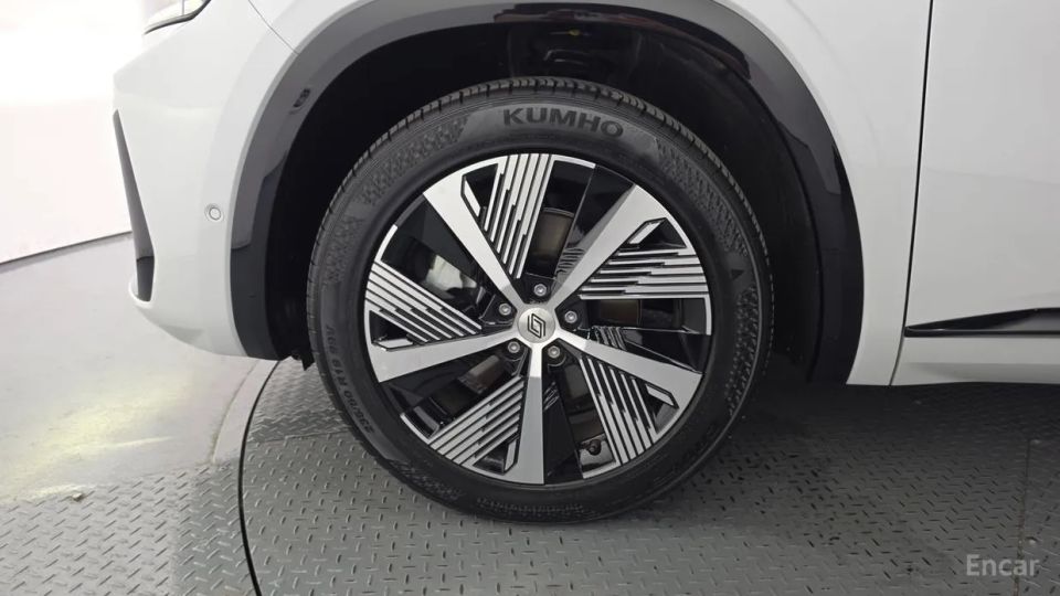 Renault-KoreaSamsung Grand Koleos