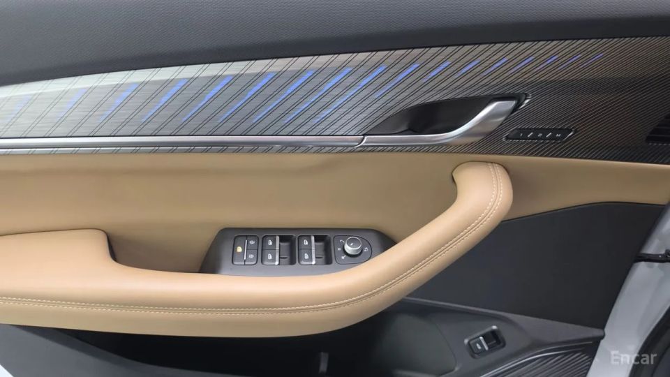 Renault-KoreaSamsung Grand Koleos