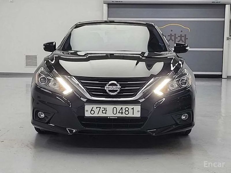 Nissan altima