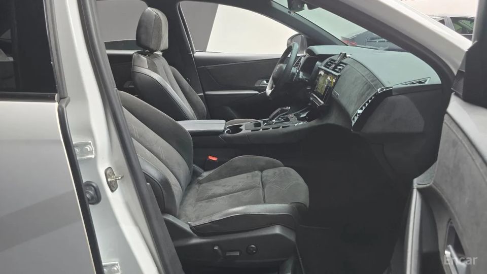 Citroen-DS DS7