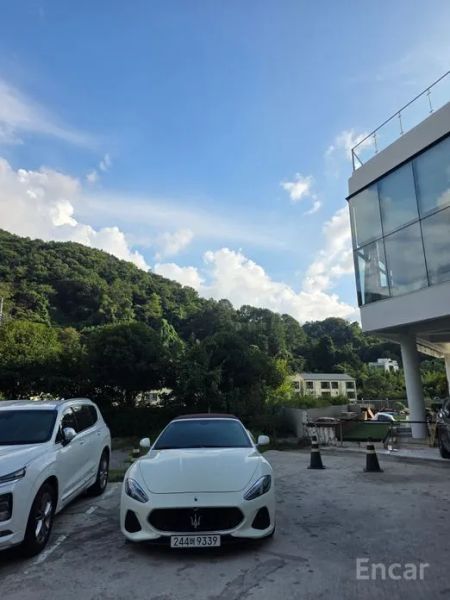 Maserati Gran Cabrio