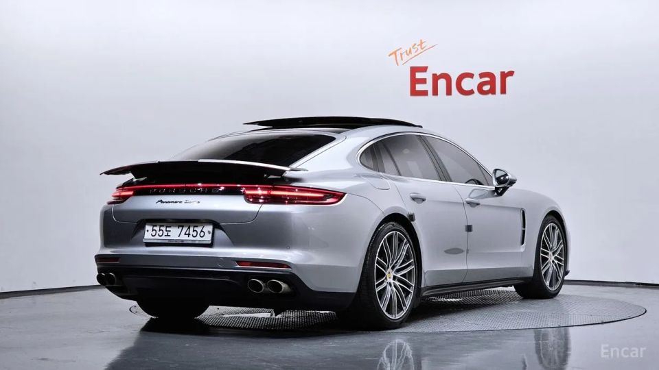 Porsche Panamera
