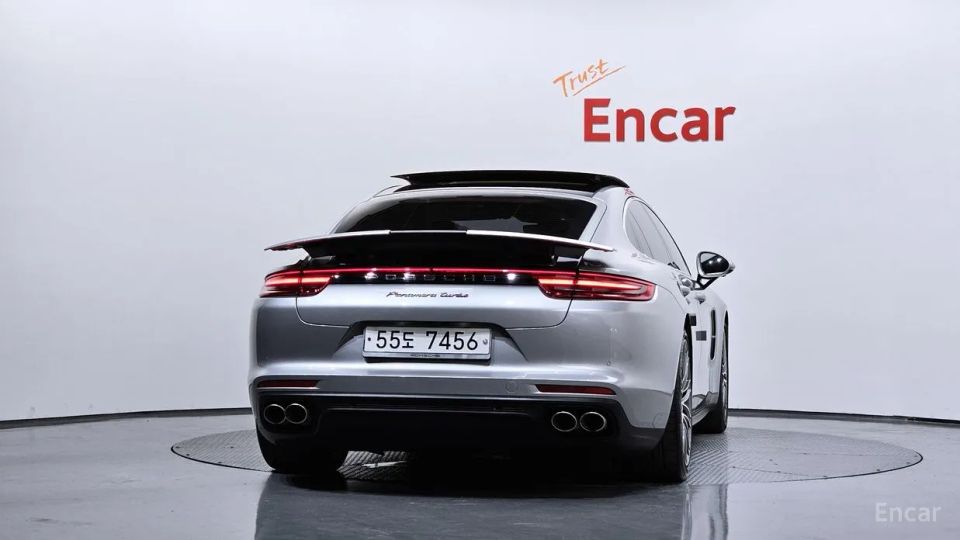 Porsche Panamera