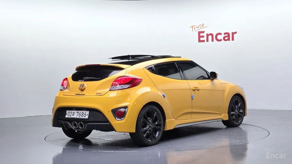 Hyundai Veloster
