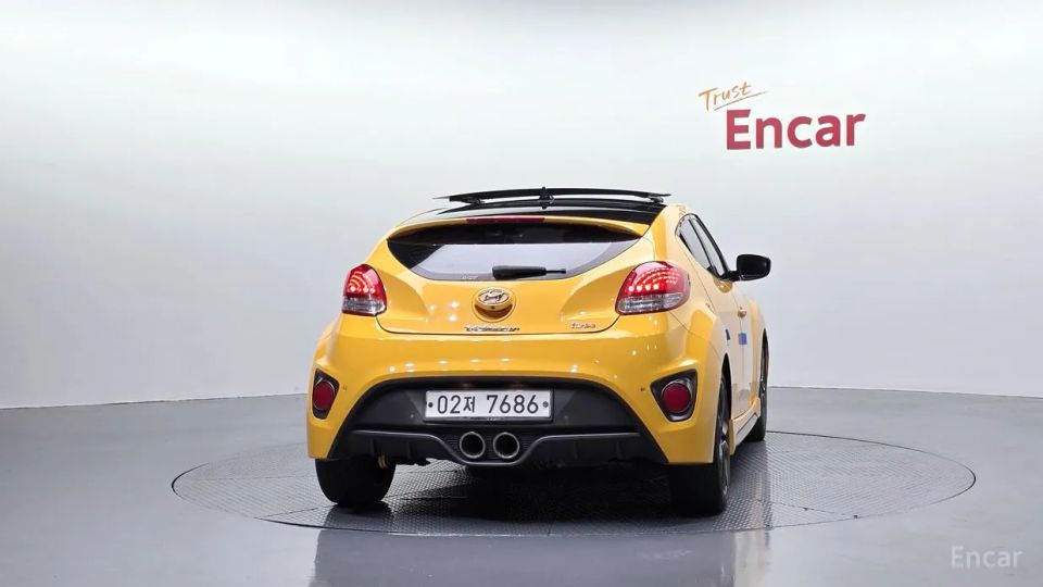 Hyundai Veloster