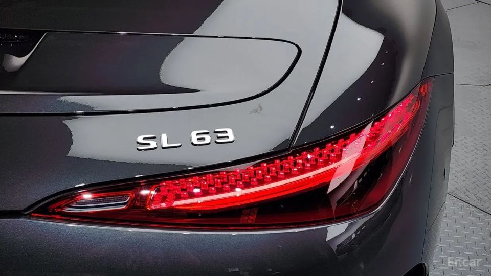 Mercedes-Benz SL-Class