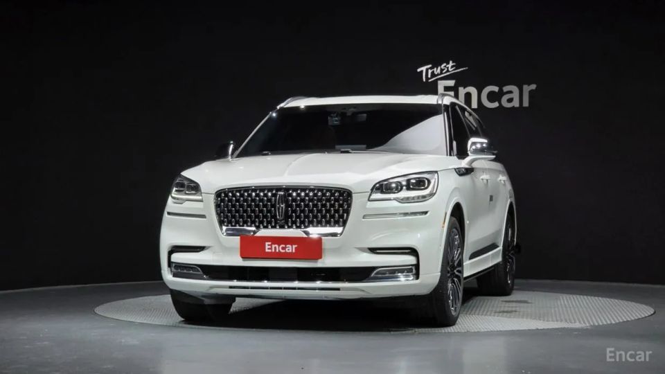 Lincoln Aviator