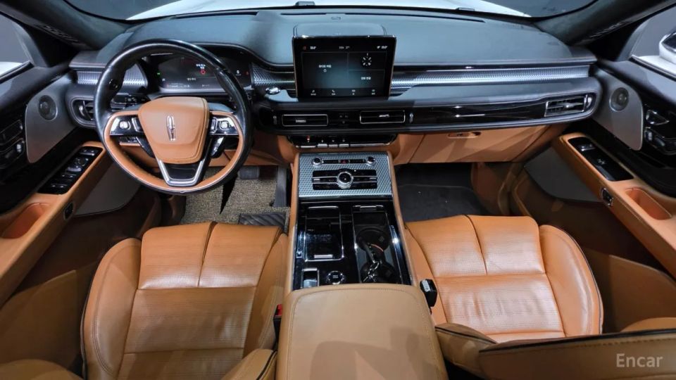 Lincoln Aviator