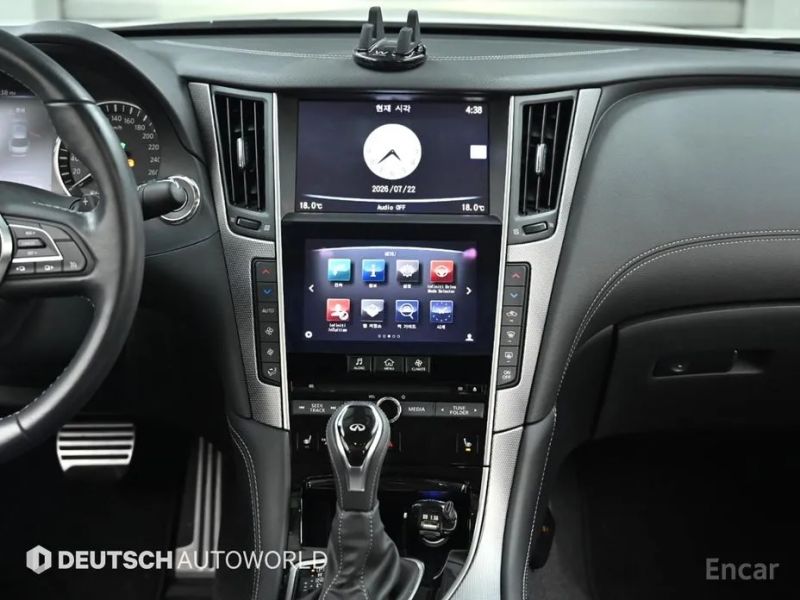 Infiniti Q50