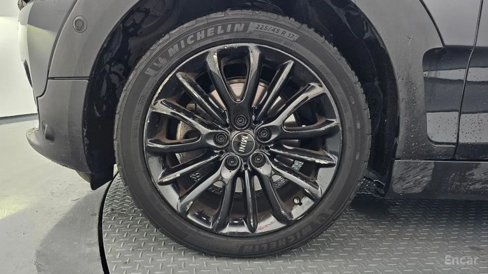 Mini clubman