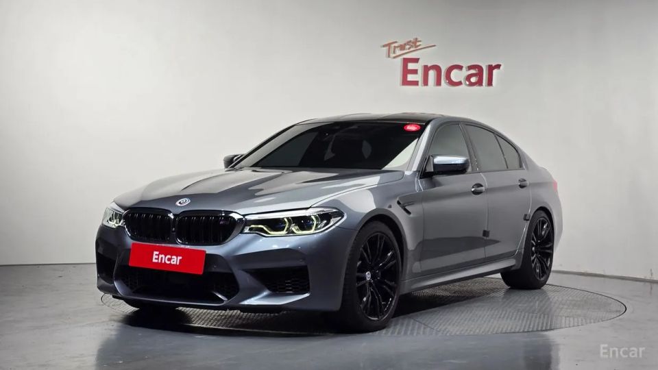BMW M5