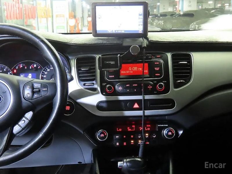Kia Carens