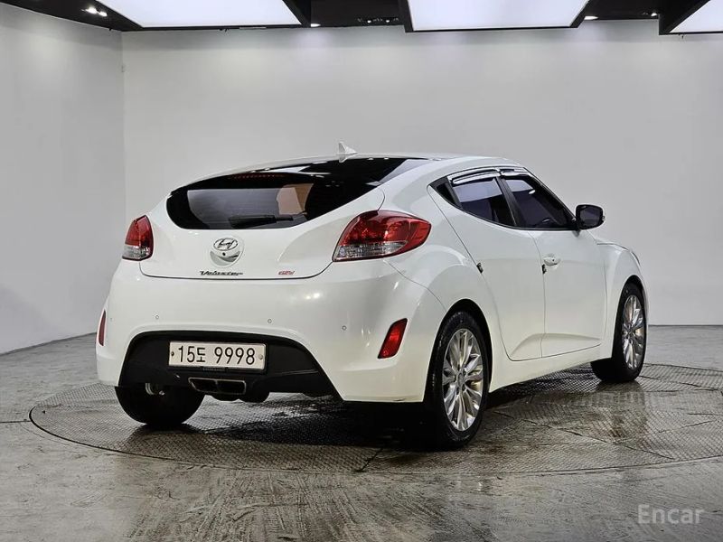Hyundai Veloster