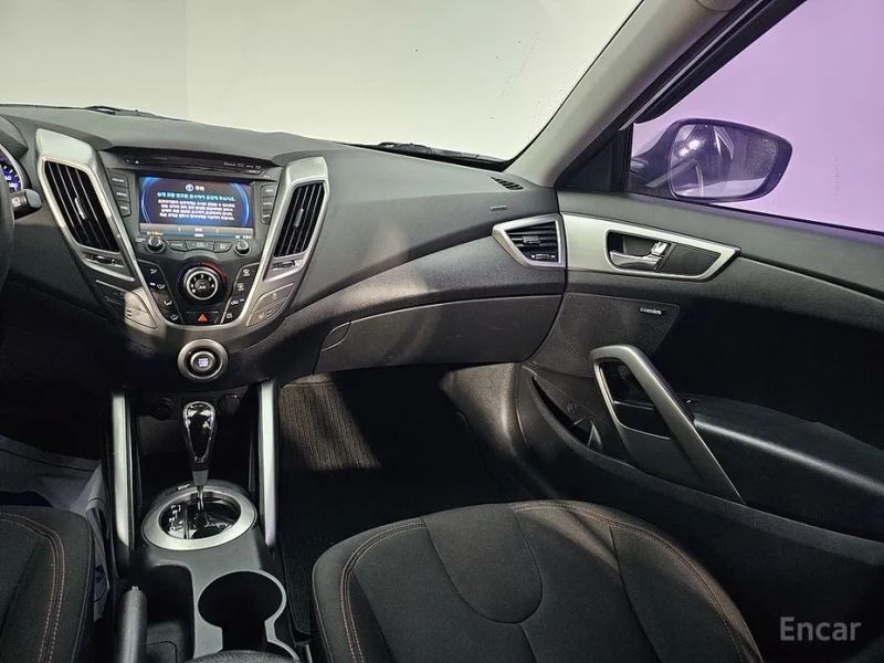 Hyundai Veloster