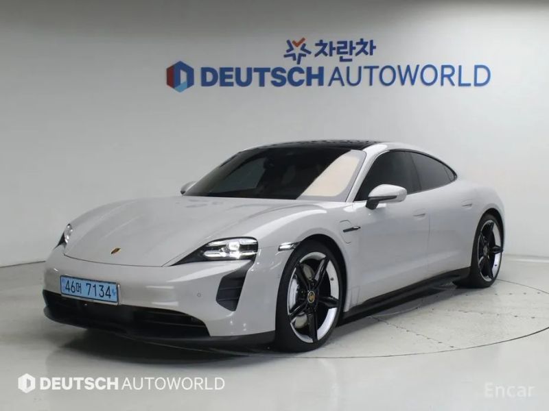 Porsche Taycan