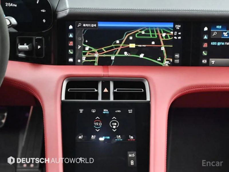 Porsche Taycan