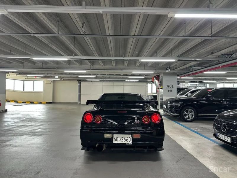 Nissan Skyline