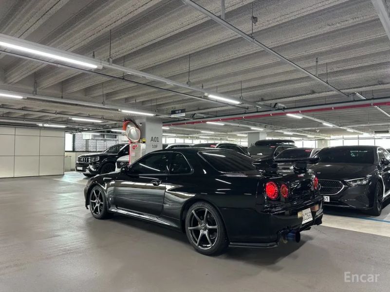 Nissan Skyline