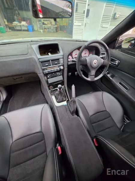 Nissan Skyline