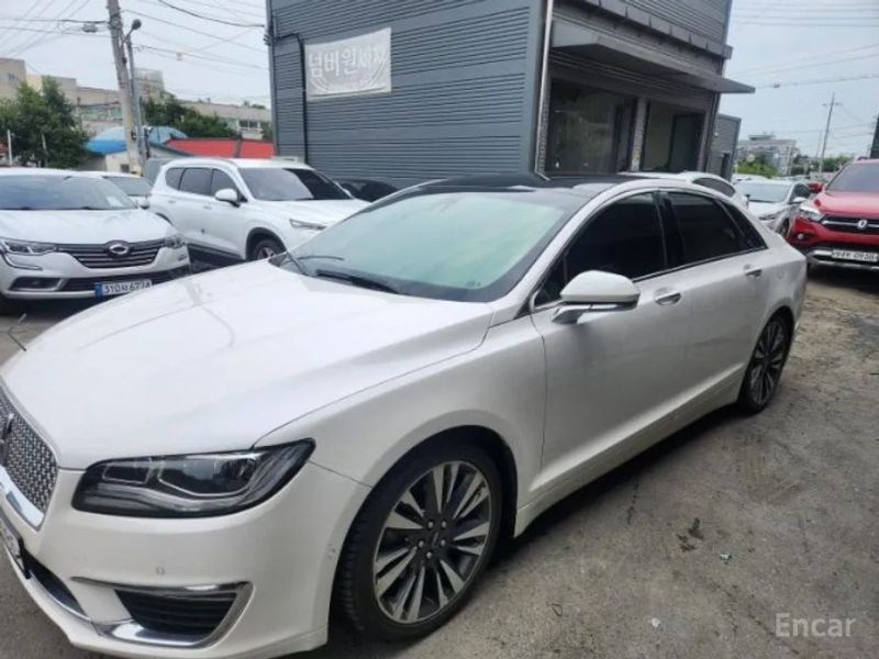 Lincoln MKZ