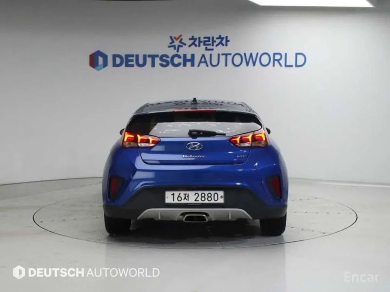 Hyundai Veloster