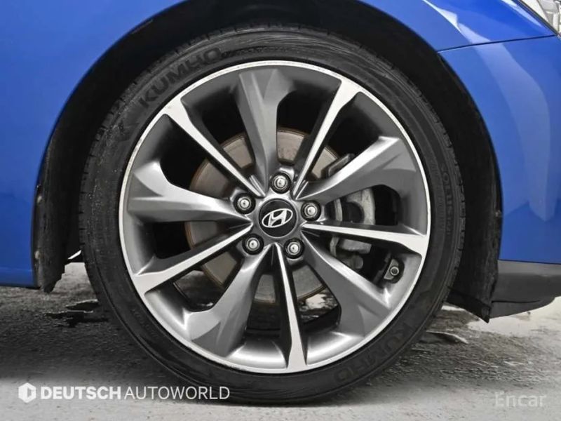 Hyundai Veloster
