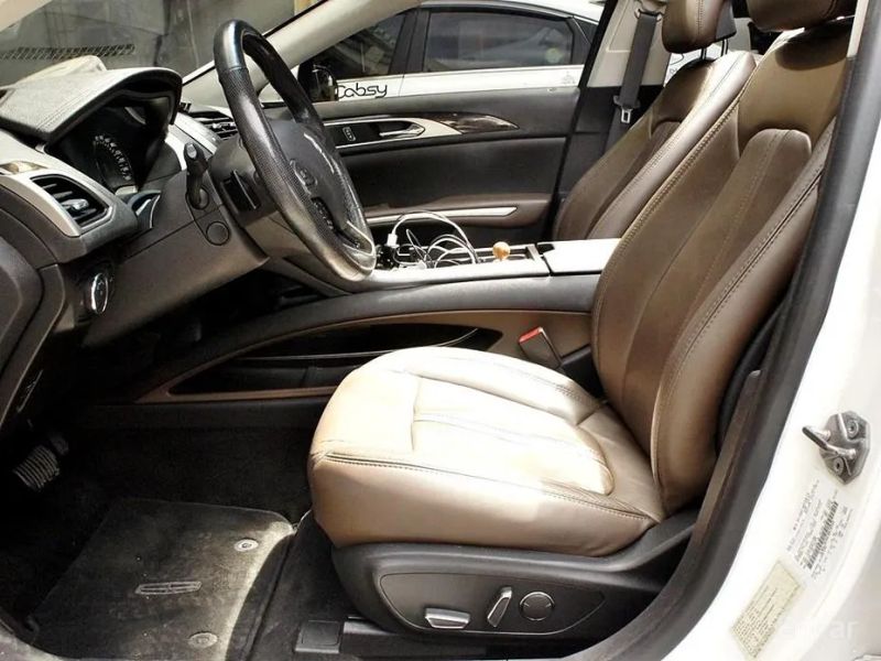 Lincoln MKZ