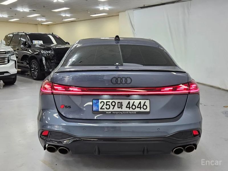 Audi S5