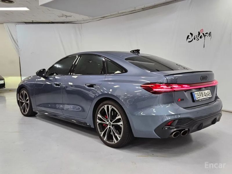 Audi S5