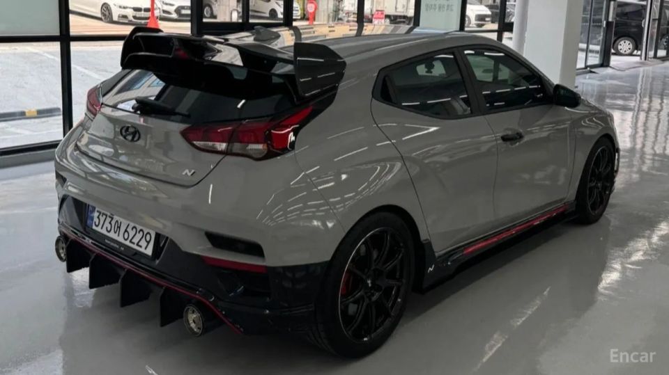 Hyundai Veloster