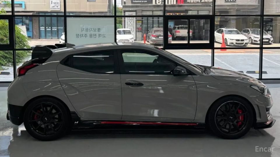 Hyundai Veloster