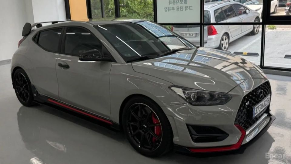 Hyundai Veloster