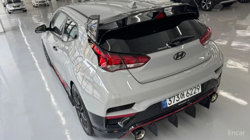 Hyundai Veloster