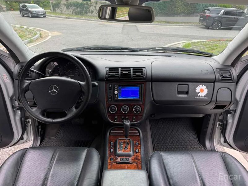 Mercedes-Benz M-class