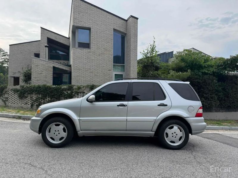 Mercedes-Benz M-class