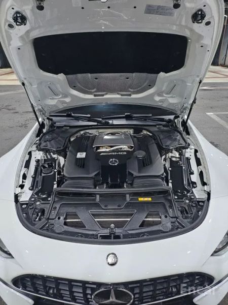Mercedes-Benz SL-Class
