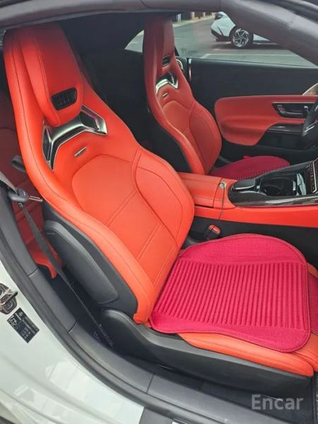 Mercedes-Benz SL-Class