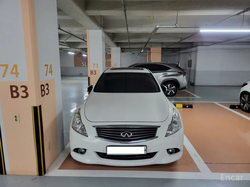 Infiniti G